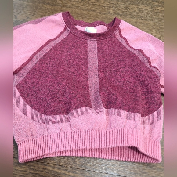 Fabletics Helena Seamless Crop Top Sz.XS - Picture 2 of 9